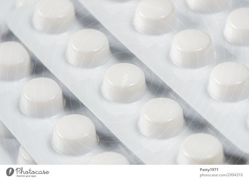 Tabletten in Blisterpackung Gesundheit Alternativmedizin Medikament Gesundheitswesen Pharmazie Verpackung rund weiß Schmerz Drogensucht Gedeckte Farben