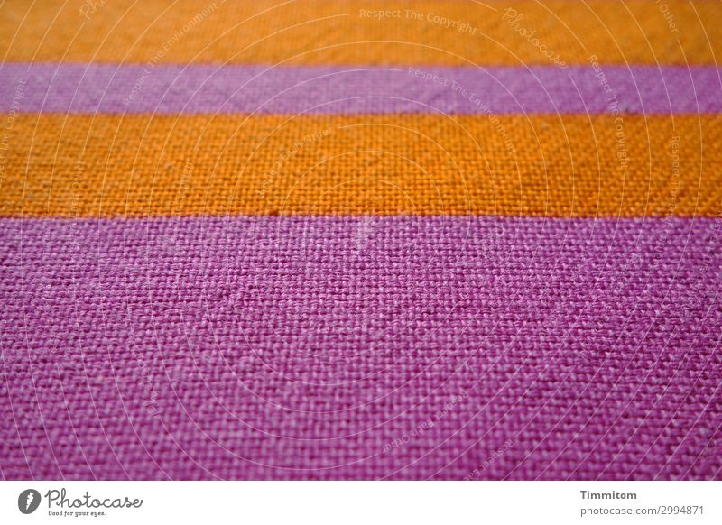 Farbkombination | Tischdecke Farbe orange violett Innenaufnahme Menschenleer zweifarbig Textil Nahaufnahme