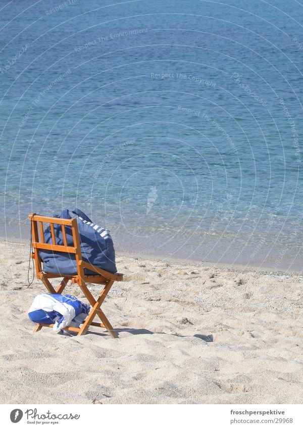 aufgeklappt Meer Sonnenbad Einsamkeit Freizeit & Hobby klappstuhl. strand strandtuch sitzen leer