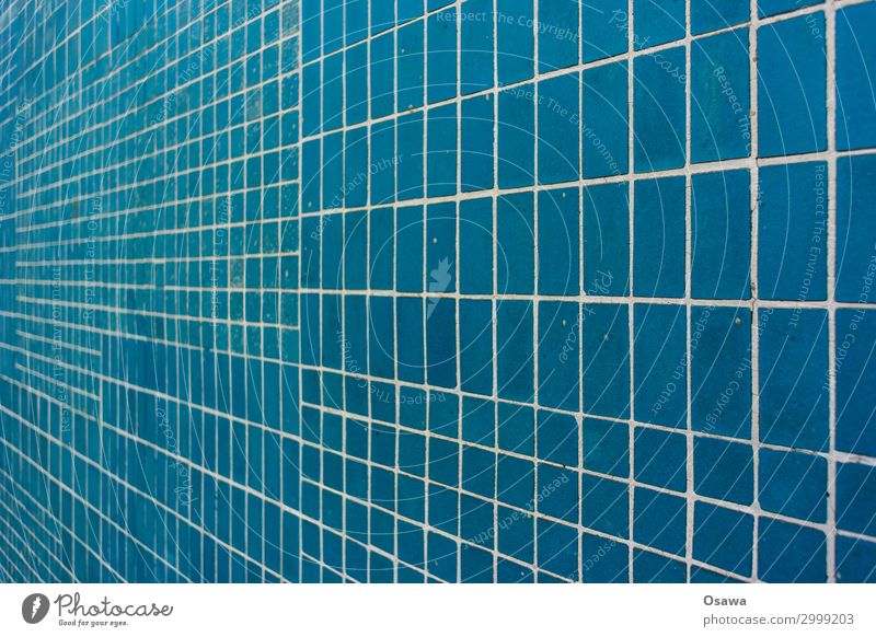 blau gefliest Fliesen Perspektive Fuge Stein Steinzeug Mosaik Gebäude Detail Muster Raster Textur Hintergrund Fluchtpunkt Textfreiraum Farbfoto menschenleer