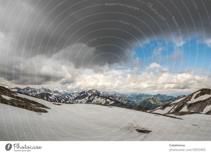 Höhe Natur Landschaft Urelemente Himmel Gewitterwolken Horizont Sommer Wetter Eis Frost Schnee Felsen Alpen Berge u. Gebirge Gipfel Schneebedeckte Gipfel