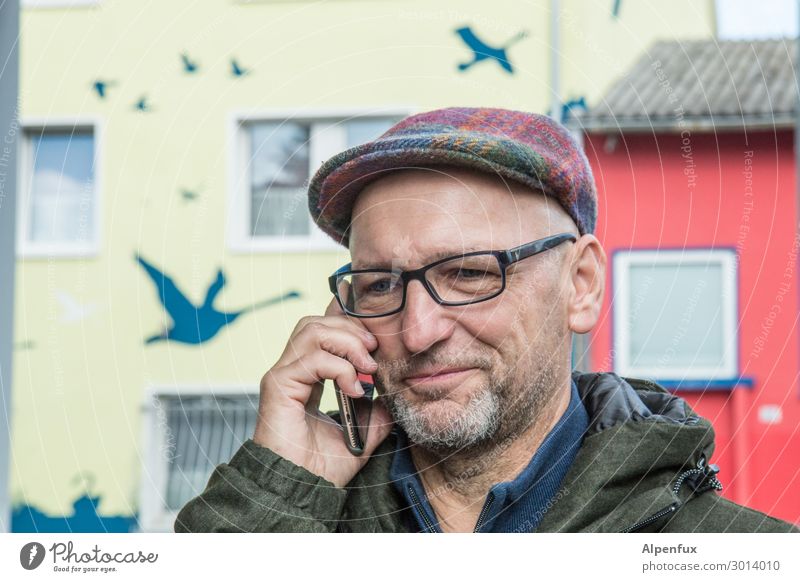 UT Kassel | Kein schräger Typ Telekommunikation maskulin Mann Erwachsene 45-60 Jahre Schwan Lächeln Telefongespräch Freundlichkeit Freude Glück Fröhlichkeit