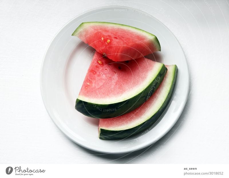 Frische Melone Frucht Melonen Wassermelone Melonenschiffchen Ernährung Essen Büffet Brunch Vegetarische Ernährung Fingerfood Teller Lifestyle Wellness