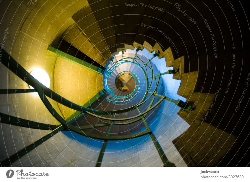 Wendeltreppe Siegessäule Architektur Turm Treppengeländer Spirale Treppenhaus historisch Originalität Mittelpunkt Wege & Pfade Sog Reaktionen u. Effekte