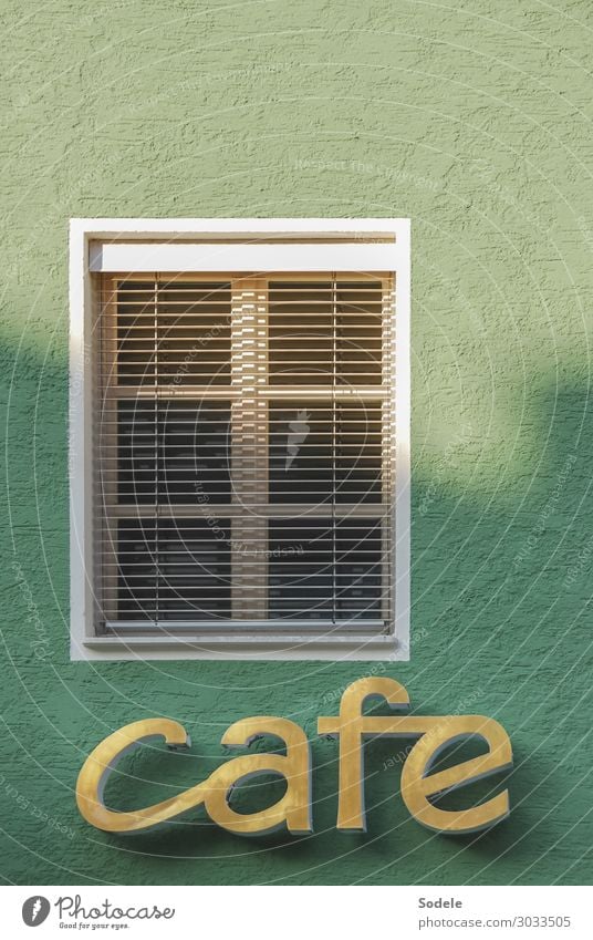 cafe ohne "é" Lifestyle Städtereise Gastronomie Café Fassade Schriftzeichen Schilder & Markierungen authentisch elegant Stadt gold grün Erholung genießen