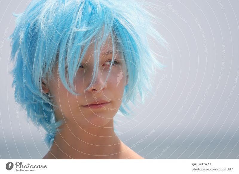 Hipster girl with blue hair Junge Frau Jugendliche Leben Haare & Frisuren 1 Mensch 13-18 Jahre Sommer Schönes Wetter kurzhaarig Perücke Wuschelkopf trendy blau