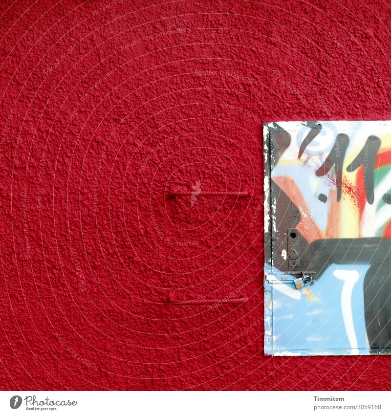 Der .11. Industrieanlage Mauer Wand Metall Ziffern & Zahlen Graffiti Freundlichkeit schön blau rot schwarz weiß Gefühle Griff Klappe Schloss geschlossen Putz