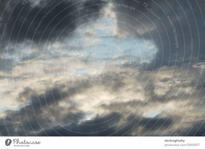 Dramatisch wirkender Himmel harmonisch Sinnesorgane ruhig Meditation Segelfliegen Meteorologie Umwelt Luft nur Himmel Wolken Gewitterwolken Sommer Klima