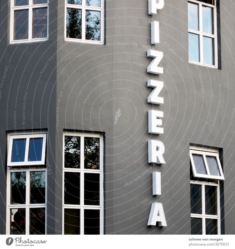 Pizza grigio Italienische Küche Stadt Haus Bauwerk Gebäude Architektur Fassade Stein Essen grau Farbfoto