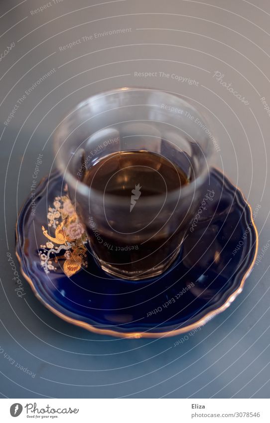 Espressoliebe Kaffee schön lecker genießen Untertasse Gold Dekoration & Verzierung blau Glas espressoglas Muster Kitsch mehrfarbig Innenaufnahme