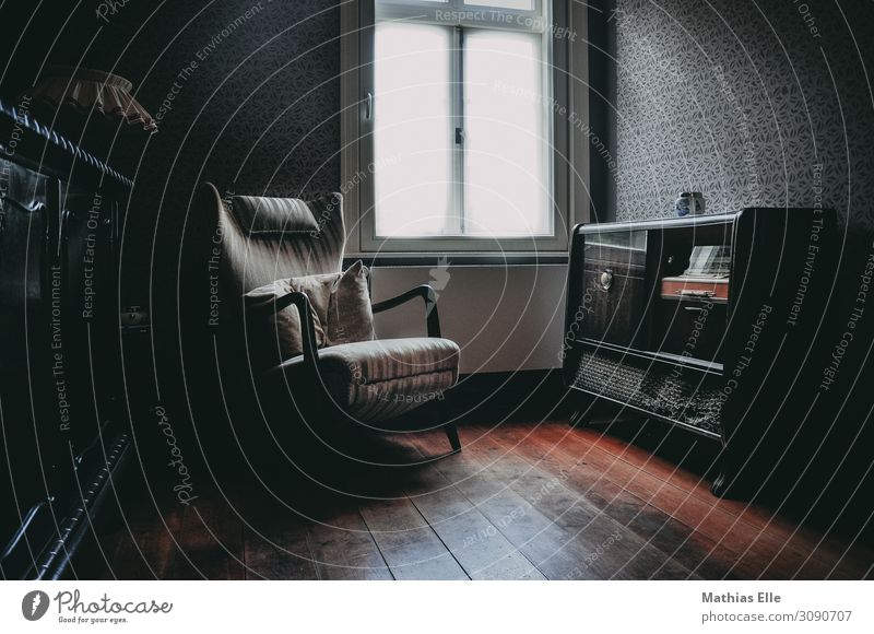 vintage flat Stil Häusliches Leben Wohnung einrichten Innenarchitektur Dekoration & Verzierung Möbel Raum Wohnzimmer Holzfußboden Radio Sessel Radiogerät