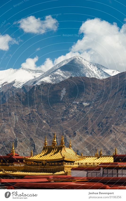 Jokhang-Tempel Ferien & Urlaub & Reisen Tourismus Sightseeing Berge u. Gebirge Landschaft Himalaya Gipfel Schneebedeckte Gipfel Religion & Glaube Asien