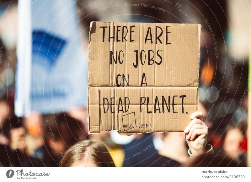 There are no jobs on a dead plante Kind Student Desaster Frieden Global Climate Mobilisation Global Climate Strike activist appeal atmosphere Hintergrundbild