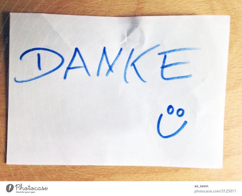 Danke ;-) Muttertag Arbeit & Erwerbstätigkeit Arbeitsplatz Büro Schreibwaren Papier Zettel Zeichen Smiley hängen Kommunizieren Lächeln authentisch
