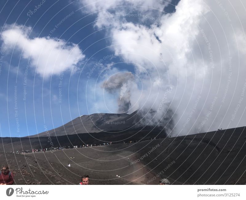 Der aktive Vulkan Ätna, Sizilen, Italien. Foto: Alexander Hauk Ferien & Urlaub & Reisen Tourismus Ausflug Abenteuer Ferne Freiheit Sightseeing Sonne