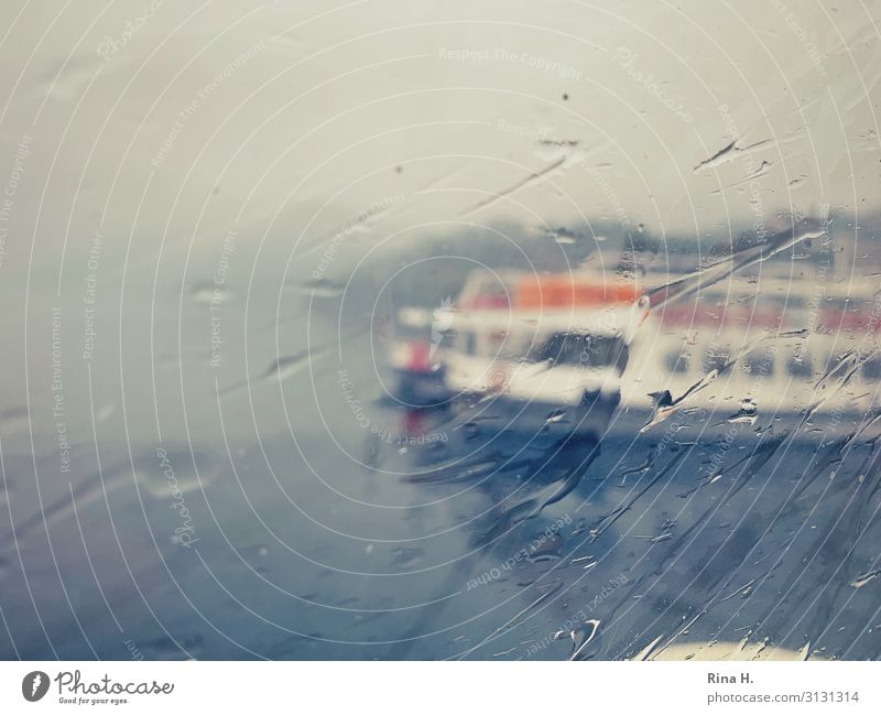 Regen Lifestyle Ferien & Urlaub & Reisen Ausflug Klima Klimawandel Wetter schlechtes Wetter See Lago Maggiore Binnenschifffahrt Bootsfahrt Passagierschiff