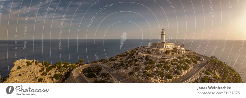 Panorama von einem Leuchtturm auf Mallorca Ferien & Urlaub & Reisen Tourismus Ausflug Abenteuer Ferne Freiheit Sightseeing Expedition Sommer Sommerurlaub Meer