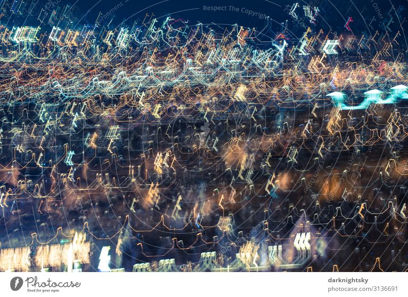 Lichter Merr mit Bewegungsunschärfe Natur Landschaft Nachthimmel Winter Nordlicht Kleinstadt Stadt Stadtzentrum Fußgängerzone Menschenleer fantastisch
