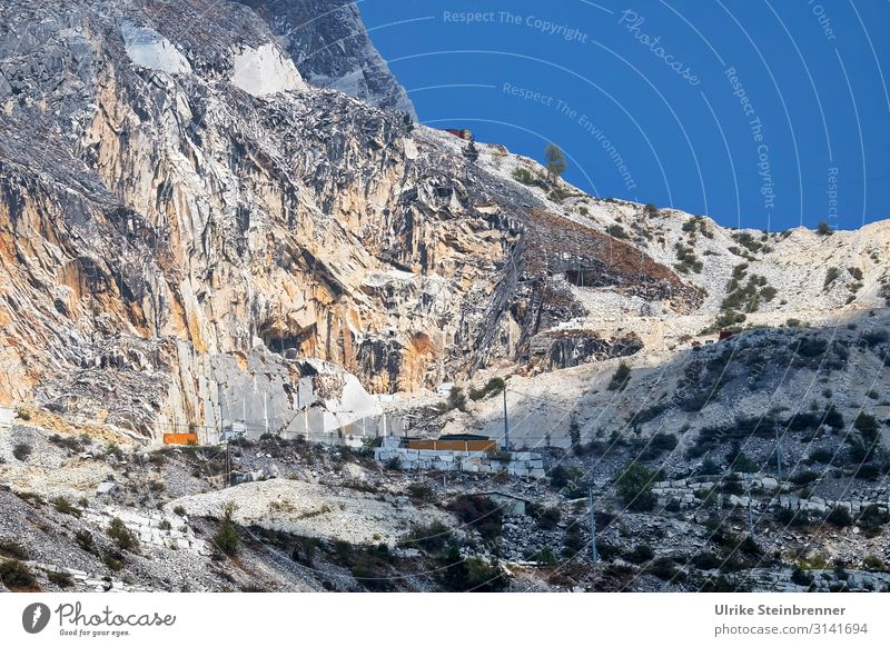 Carrara 2 Ferien & Urlaub & Reisen Tourismus Ausflug Abenteuer Natur Landschaft Frühling Sommer Schönes Wetter Felsen Alpen Berge u. Gebirge Apuanische Alpen