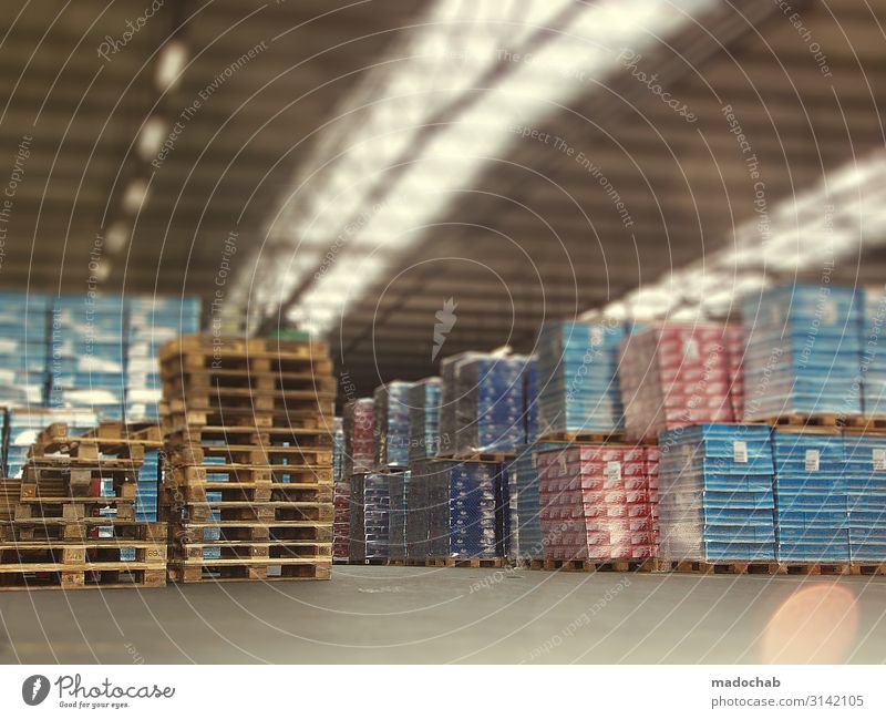 Warehouse - Lagerhalle Logistik Palette Ware Verkauf Bauwerk Gebäude verkaufen warten Zusammensein Verlässlichkeit Pünktlichkeit diszipliniert Hemmungslosigkeit