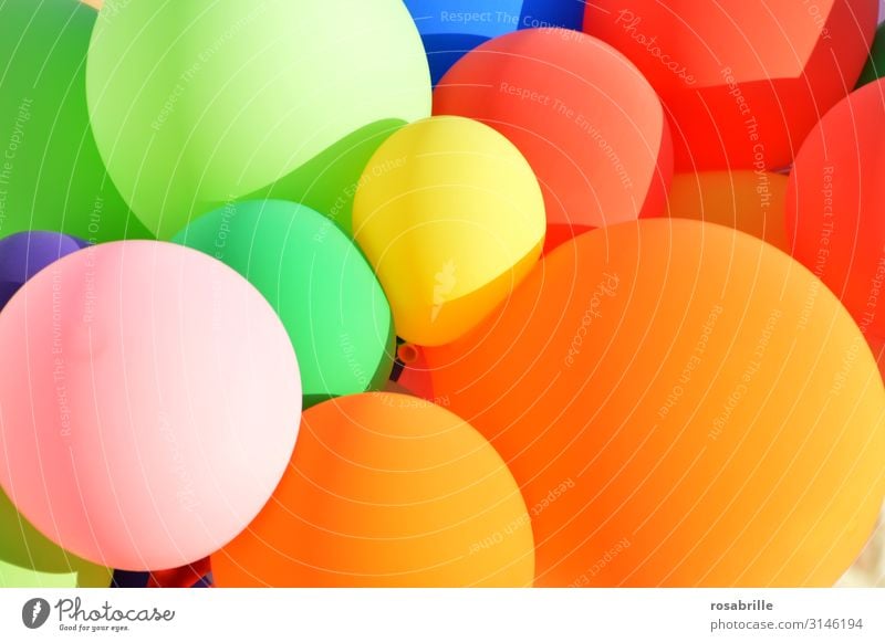 viele bunte Luftballons| Firlefanz Freude Glück Freiheit Sommer Sonne Dekoration & Verzierung Party Veranstaltung Feste & Feiern Karneval Silvester u. Neujahr