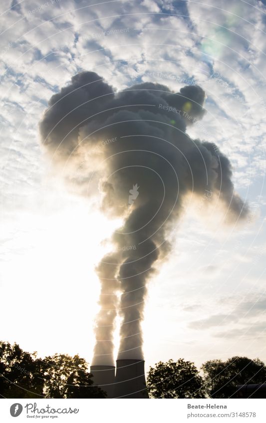 Frankreich setzt noch immer auf Atomkraft atomkraftwerk Atomenergie Rauch Brennstäbe Kernkraftwerk Wolken Himmel Loire Stromkraftwerke Energiewirtschaft