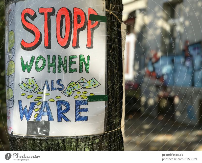 Mietendeckel Lifestyle Gesundheit Wellness Häusliches Leben Haus Kunst Stadt Zeichen Graffiti Geld bezahlen Aggression Armut reich klug Gefühle Stimmung