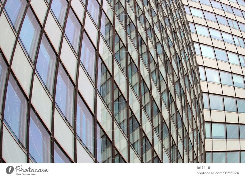Glasfront | UT Hamburg Hafenstadt Menschenleer Hochhaus Bankgebäude Fabrik Bauwerk Architektur Fassade Beton Stahl blau grau grün schwarz weiß Glasfassade