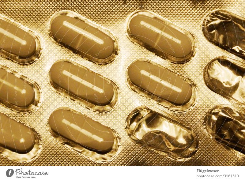süchtig Tabletten Tablettensucht tablettenmissbrauch Tablettenröhrchen Tablettendose Tablettensüchtig Medizin Mediziner