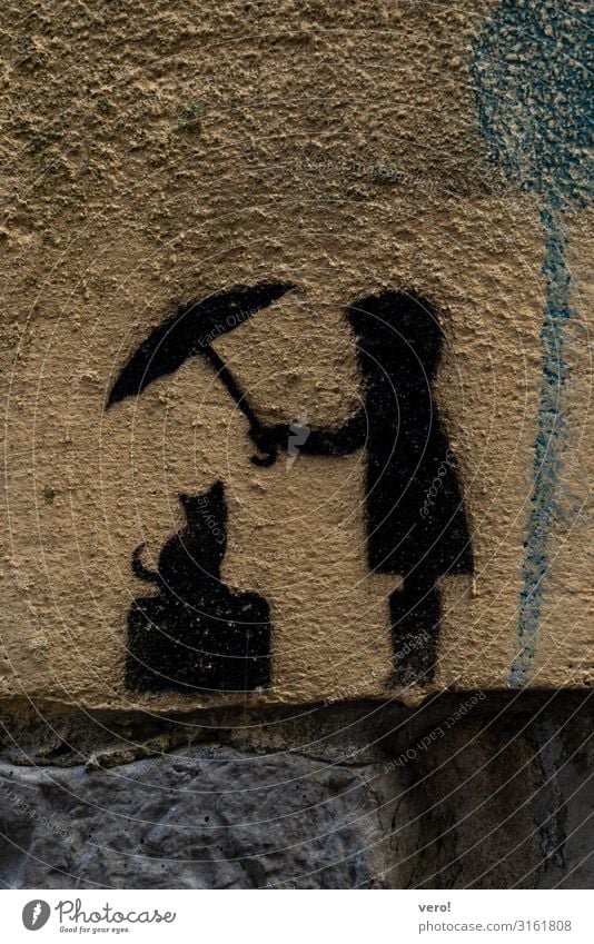 Wahre Freundschaft Kind 1 Mensch Kunst Kunstwerk Mauer Wand Fassade Regenschirm Stiefel Katze Tier Graffiti Liebe stehen außergewöhnlich einfach Freundlichkeit