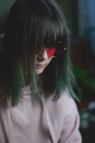 teenager mit grünen haaren (3) Kind Mädchen Teenager Jugendliche Junge Frau Haare & Frisuren Gesicht Brille Hippie Siebziger Jahre retro grüne Haare