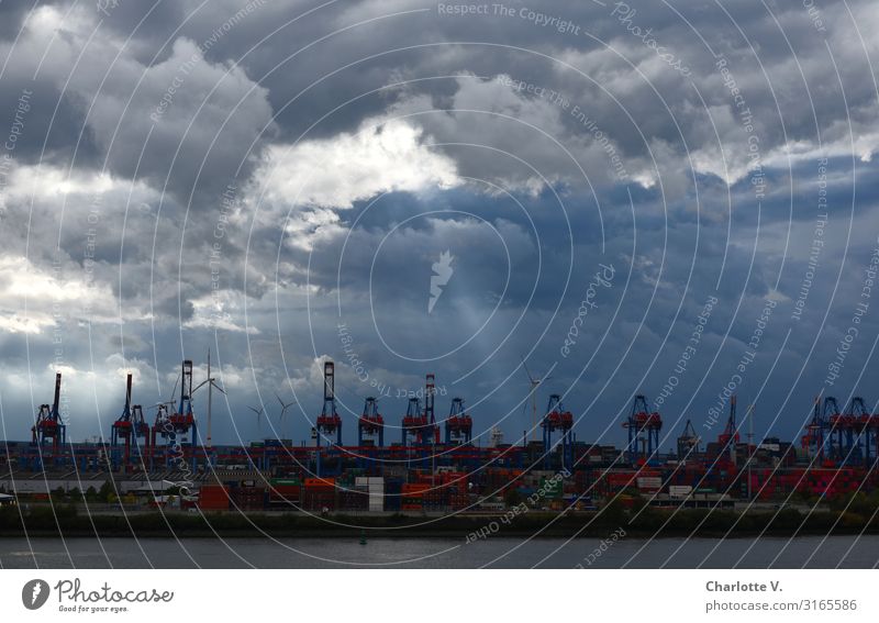 Fingerzeig | UT HH19 Umwelt Natur Urelemente Himmel Wolken Gewitterwolken Sonnenlicht schlechtes Wetter Hamburg Hamburger Hafen Stadt Hafenstadt Schifffahrt