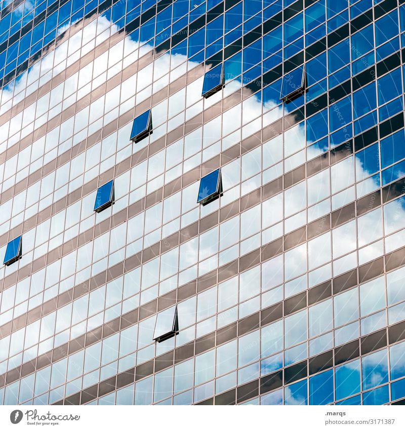 Glasfassade Bauwerk Gebäude Fenster Fassade Reflexion & Spiegelung modern Architektur Wolken Himmel Schönes Wetter Strukturen & Formen Linie Hochhaus