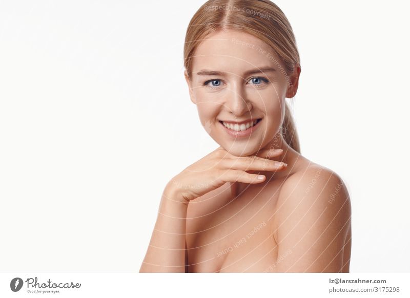 Schöne, gesunde, junge Frau voller Vitalität Glück schön Haut Gesicht Kosmetik Gesundheitswesen Wellness Erwachsene Frauenbrust 1 Mensch 18-30 Jahre Jugendliche