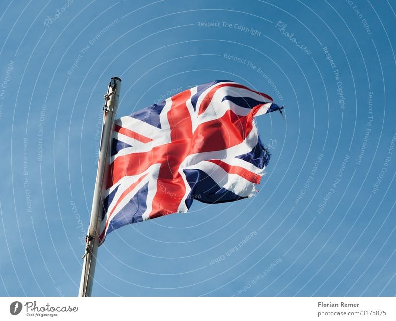 British-Flag Zeichen Schilder & Markierungen Linie Streifen Fahne ästhetisch blau rot weiß England Wind Farbfoto mehrfarbig Außenaufnahme Nahaufnahme