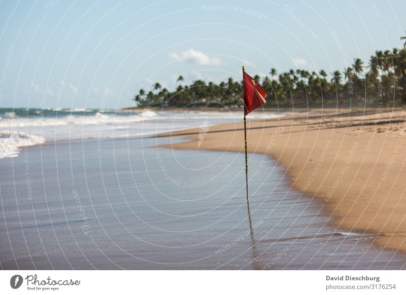 ACHTUNG: Rote Fahne Ferien & Urlaub & Reisen Sommerurlaub Sonnenbad Natur Landschaft Sand Himmel Wolken Frühling Schönes Wetter Wellen Küste Strand Bucht Meer