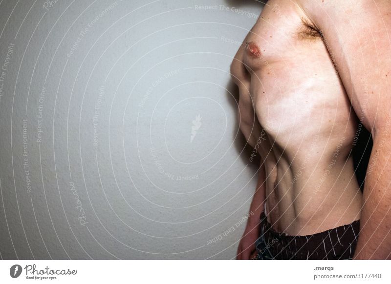 Bauch verloren maskulin Mann Erwachsene Körper 1 Mensch Wand dünn muskulös nackt Gesundheit Gesundheitswesen Diät Farbfoto Innenaufnahme Textfreiraum links
