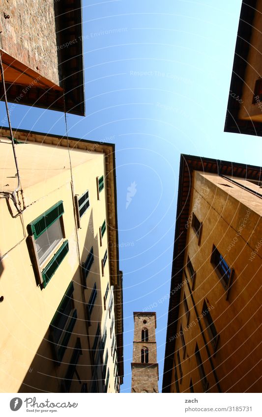 versteckt Himmel Schönes Wetter Italien Toskana Dorf Kleinstadt Stadtzentrum Altstadt Haus Kirche Dom Palast Turm Mauer Wand Fassade Fenster Häusliches Leben