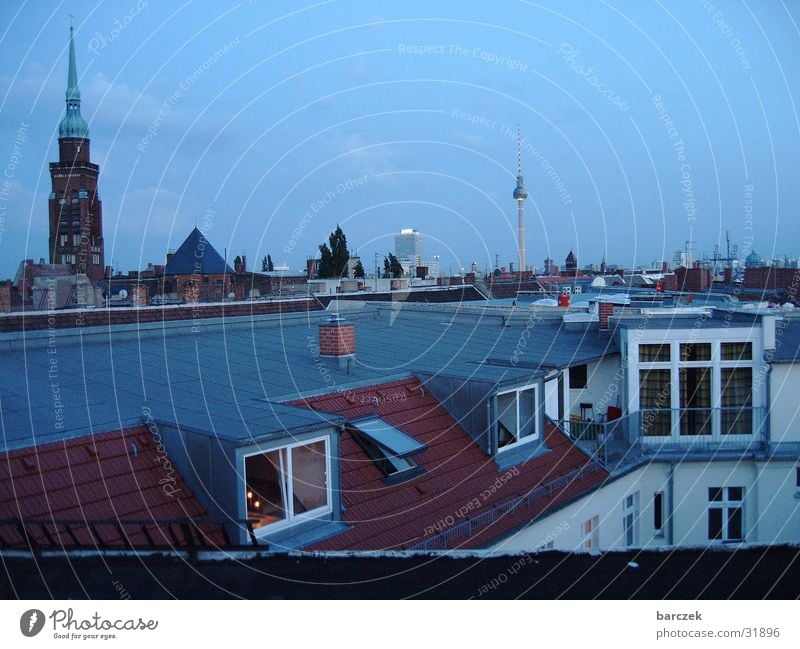 Prenlzlauer Berg_aufm Dach 1 Prenzlauer Berg Architektur Berlin Skyline Abend Berliner Fernsehturm