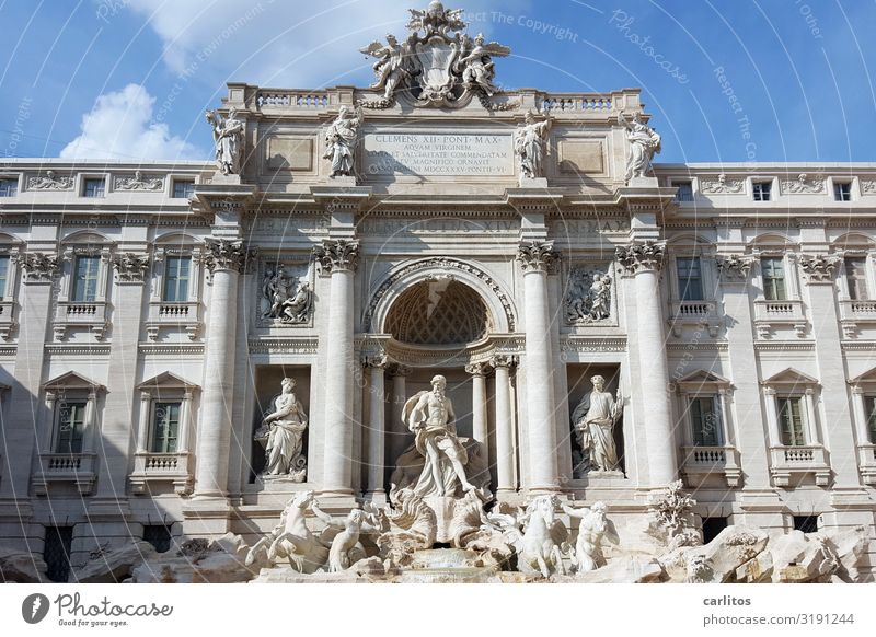 Rom | Trevi-Brunnen Tourismus Kultur Denkmal Kitsch Italien Fontana di Trevi Statue Weitwinkel