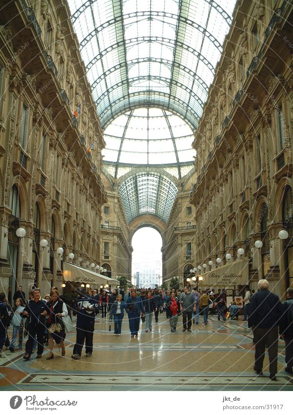 Galleria Vittorio Emanuele Mailand Architektur 1877 Mengoni Himmel aus Glas Eklektizismus