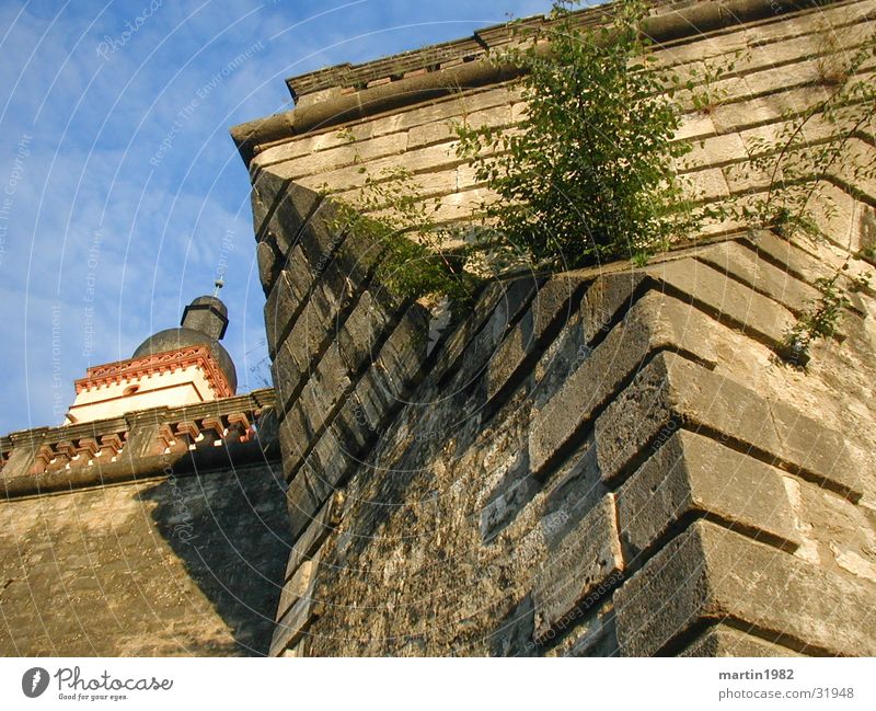 Bastion Festung Würzburg Mauer Wolken Festung Marienberg Architektur Himmel blau