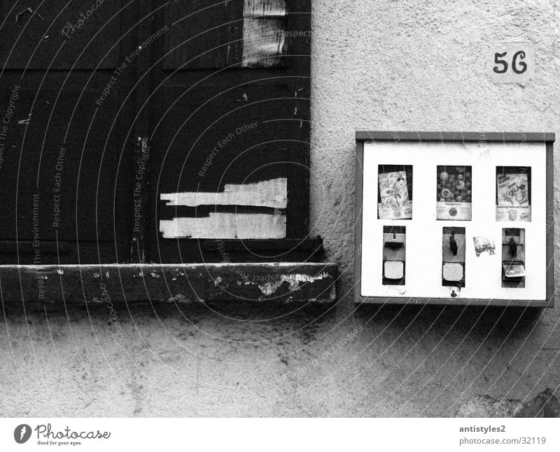 Chewing Gum Kaugummi Automat Kaugummiautomat Fenster Wand Dinge alt