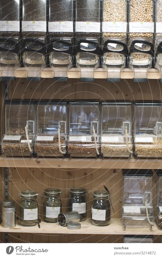 selbst abfüllen (2) Glasbehälter Bioprodukte Kaffee Tee Nuss Mandel Ladengeschäft Selbstbedienung nachhaltig ohne Verpackung unverpackt Regal ökologisch