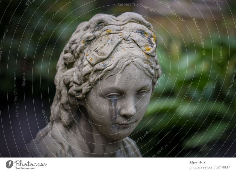 Heul doch ! feminin Junge Frau Jugendliche Kunst Skulptur weinen Traurigkeit Sorge Trauer Tod Liebeskummer Müdigkeit Schmerz Sehnsucht Enttäuschung Einsamkeit