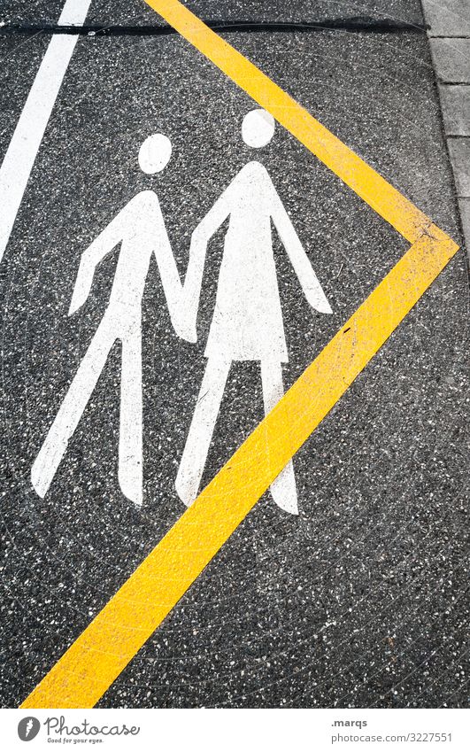 Begleiten 2 Mensch Verkehr Verkehrswege Personenverkehr Straße Fußgängerübergang Zeichen Pfeil Piktogramm gehen Sicherheit Ziel Kindererziehung