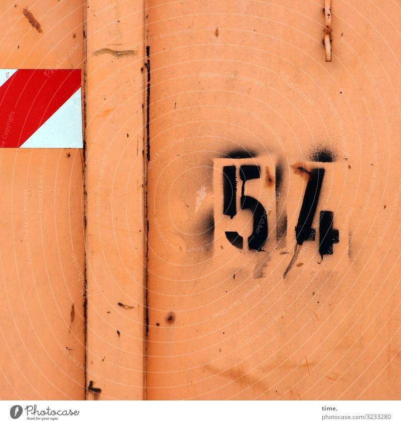 Korrekturhilfe Güterverkehr & Logistik Container Haken 54 Metall Rost Zeichen Ziffern & Zahlen Schilder & Markierungen Hinweisschild Warnschild Graffiti Linie