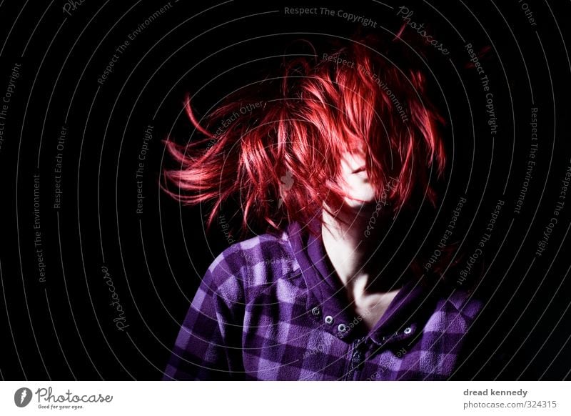 Frau mit roten Haaren Stil Haare & Frisuren Party Club Disco ausgehen Feste & Feiern clubbing Tanzen feminin Junge Frau Jugendliche Erwachsene Kopf Lippen 1