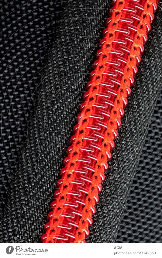roter geschlossener Reißverschluss aus Plastik Werkzeug Mode Bekleidung Verpackung Dekoration & Verzierung Kunststoff stark schwarz beweglich ästhetisch