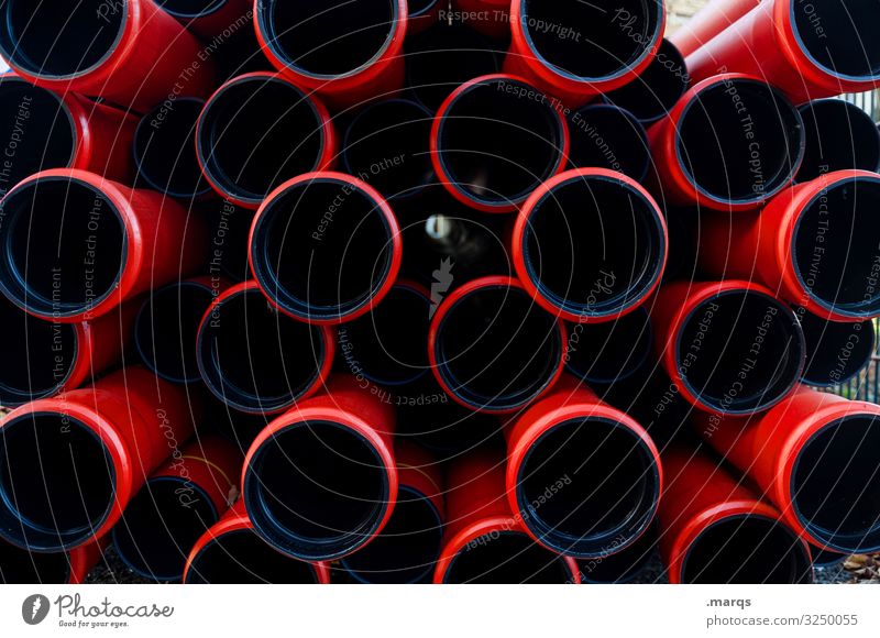 Röhren Baustelle bauen viele rot schwarz Ordnung Rohrleitung Farbfoto Außenaufnahme Muster Strukturen & Formen Menschenleer
